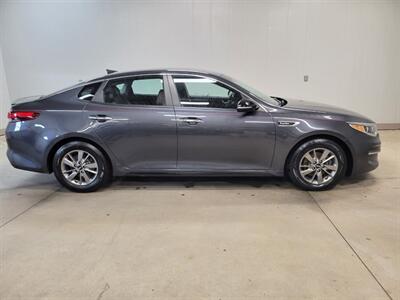 2017 Kia Optima LX Turbo - Photo 9 - Ephrata, PA 17522