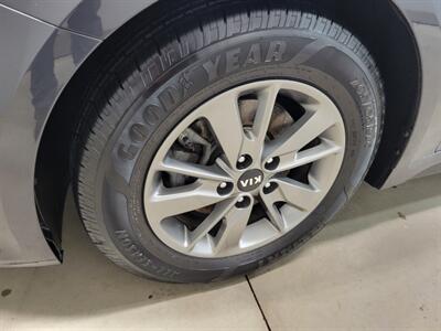2017 Kia Optima LX Turbo - Photo 12 - Ephrata, PA 17522