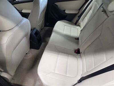 2016 Volkswagen Jetta 1.4T SE   - Photo 18 - Ephrata, PA 17522