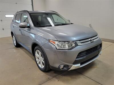 2015 Mitsubishi Outlander SE   - Photo 12 - Ephrata, PA 17522