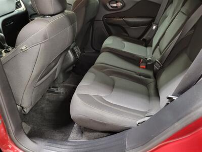 2015 Jeep Cherokee Latitude - Photo 22 - Ephrata, PA 17522