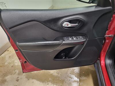 2015 Jeep Cherokee Latitude - Photo 18 - Ephrata, PA 17522
