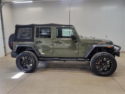 2016 Jeep Wrangler Unlimited Sahara   - Photo 8 - Ephrata, PA 17522