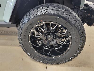 2023 Jeep Wrangler Oscar Mike  Summit Seeker - Photo 16 - Ephrata, PA 17522