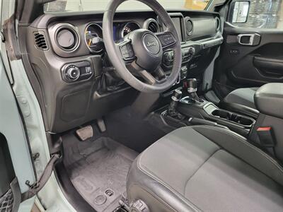 2023 Jeep Wrangler Oscar Mike  Summit Seeker - Photo 31 - Ephrata, PA 17522