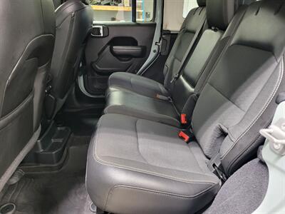 2023 Jeep Wrangler Oscar Mike  Summit Seeker - Photo 59 - Ephrata, PA 17522