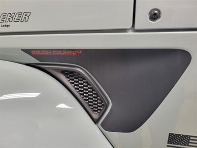 2023 Jeep Wrangler Oscar Mike  Summit Seeker - Photo 75 - Ephrata, PA 17522