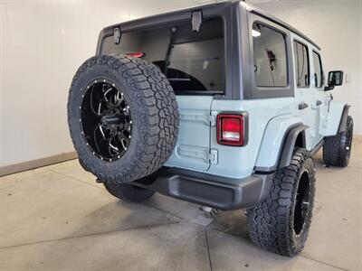 2023 Jeep Wrangler Oscar Mike  Summit Seeker - Photo 9 - Ephrata, PA 17522