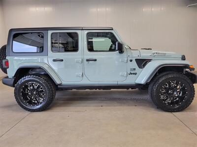 2023 Jeep Wrangler Oscar Mike  Summit Seeker - Photo 12 - Ephrata, PA 17522