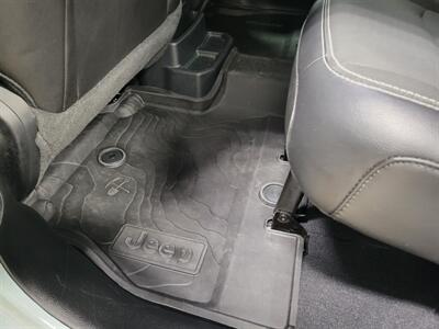 2023 Jeep Wrangler Oscar Mike  Summit Seeker - Photo 62 - Ephrata, PA 17522