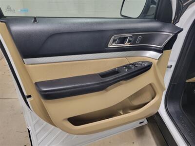 2016 Ford Explorer XLT   - Photo 14 - Ephrata, PA 17522