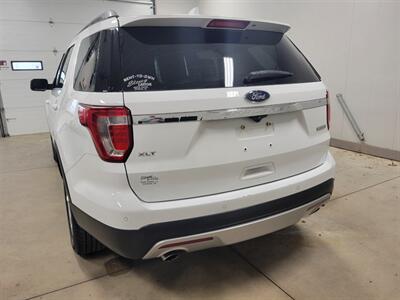 2016 Ford Explorer XLT   - Photo 6 - Ephrata, PA 17522
