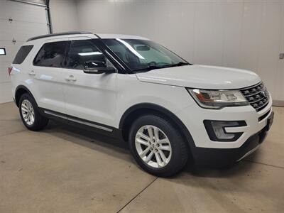 2016 Ford Explorer XLT   - Photo 10 - Ephrata, PA 17522