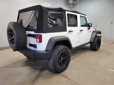 2014 Jeep Wrangler Unlimited Rubicon   - Photo 14 - Ephrata, PA 17522