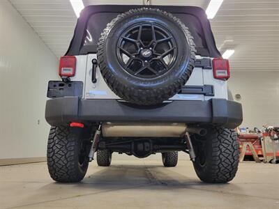 2014 Jeep Wrangler Unlimited Rubicon   - Photo 13 - Ephrata, PA 17522