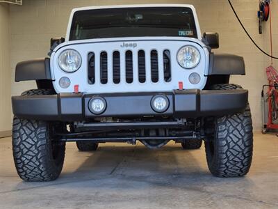 2014 Jeep Wrangler Unlimited Rubicon   - Photo 4 - Ephrata, PA 17522