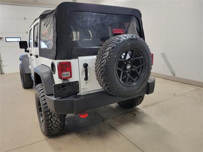 2014 Jeep Wrangler Unlimited Rubicon   - Photo 10 - Ephrata, PA 17522