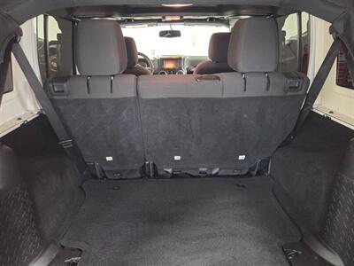 2015 Jeep Wrangler Unlimited Willys Wheeler Edition - Photo 18 - Ephrata, PA 17522