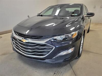 2023 Chevrolet Malibu LT   - Photo 2 - Ephrata, PA 17522