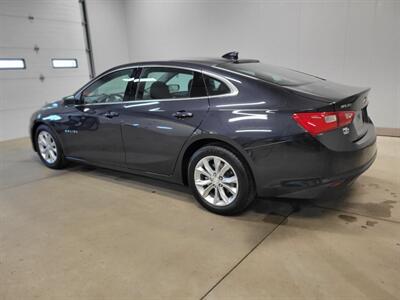 2023 Chevrolet Malibu LT   - Photo 4 - Ephrata, PA 17522