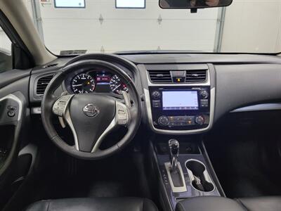 2018 Nissan Altima 2.5 SR   - Photo 16 - Ephrata, PA 17522