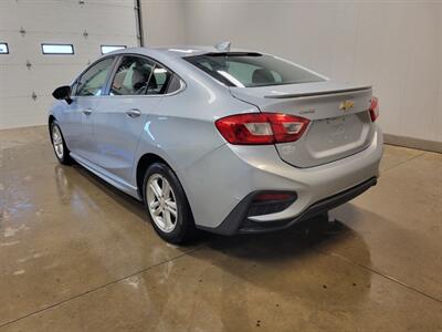 2017 Chevrolet Cruze LT Auto   - Photo 5 - Ephrata, PA 17522