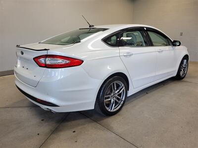 2014 Ford Fusion SE   - Photo 8 - Ephrata, PA 17522