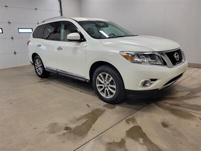 2016 Nissan Pathfinder SL V6   - Photo 8 - Ephrata, PA 17522