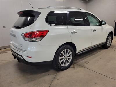 2016 Nissan Pathfinder SL V6   - Photo 6 - Ephrata, PA 17522