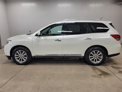 2016 Nissan Pathfinder SL V6   - Photo 2 - Ephrata, PA 17522