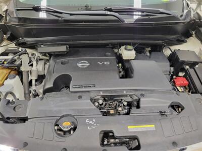 2016 Nissan Pathfinder SL V6   - Photo 23 - Ephrata, PA 17522