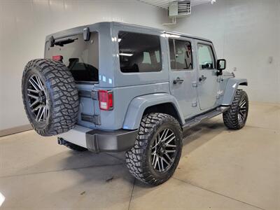 2015 Jeep Wrangler Unlimited Sahara  Summit Seeker - Photo 11 - Ephrata, PA 17522