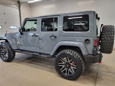 2015 Jeep Wrangler Unlimited Sahara  Summit Seeker - Photo 6 - Ephrata, PA 17522