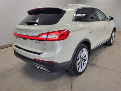 2016 Lincoln MKX Reserve   - Photo 10 - Ephrata, PA 17522