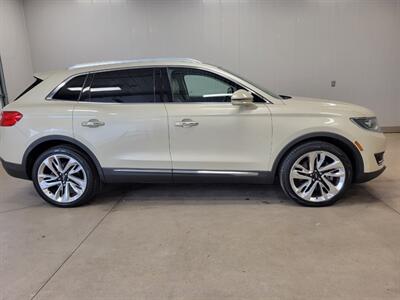2016 Lincoln MKX Reserve   - Photo 12 - Ephrata, PA 17522