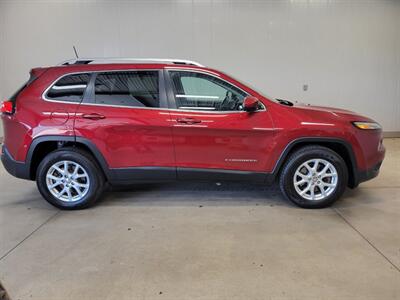 2016 Jeep Cherokee Latitude   - Photo 8 - Ephrata, PA 17522