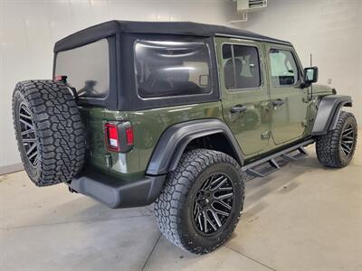 2020 Jeep Wrangler Unlimited Willys Sport  Summit Seeker - Photo 11 - Ephrata, PA 17522