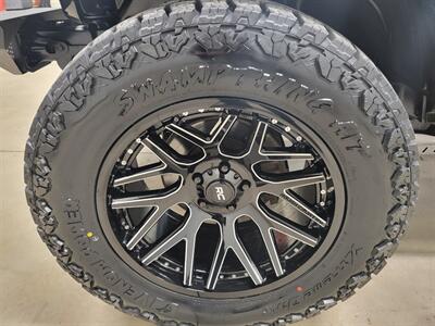 2020 Jeep Wrangler Unlimited Willys Sport  Summit Seeker - Photo 22 - Ephrata, PA 17522