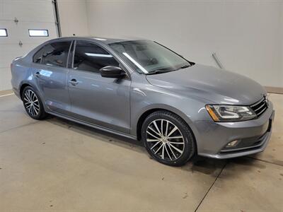 2016 Volkswagen Jetta 1.8T Sport   - Photo 10 - Ephrata, PA 17522