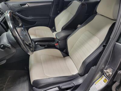 2016 Volkswagen Jetta 1.8T Sport   - Photo 14 - Ephrata, PA 17522