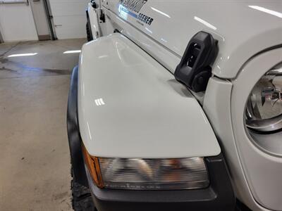2022 Jeep Wrangler Unlimited Sahara  Summit Seeker - Photo 34 - Ephrata, PA 17522