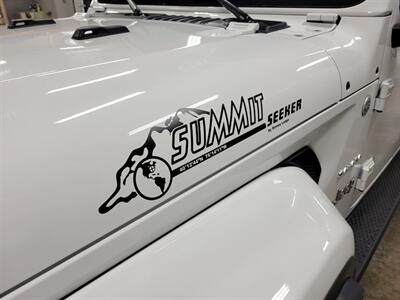 2022 Jeep Wrangler Unlimited Sahara  Summit Seeker - Photo 38 - Ephrata, PA 17522