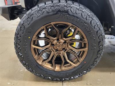 2022 Jeep Wrangler Unlimited Sahara  Summit Seeker - Photo 21 - Ephrata, PA 17522