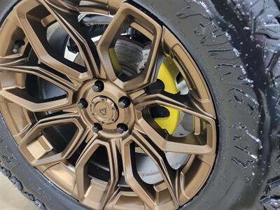 2022 Jeep Wrangler Unlimited Sahara  Summit Seeker - Photo 22 - Ephrata, PA 17522