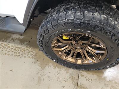 2022 Jeep Wrangler Unlimited Sahara  Summit Seeker - Photo 33 - Ephrata, PA 17522