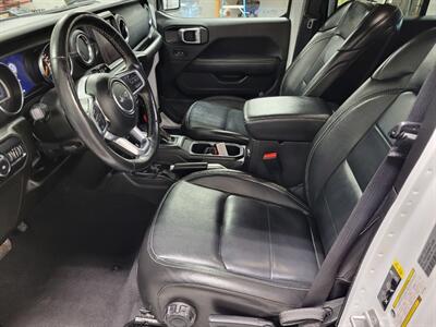 2022 Jeep Wrangler Unlimited Sahara  Summit Seeker - Photo 43 - Ephrata, PA 17522