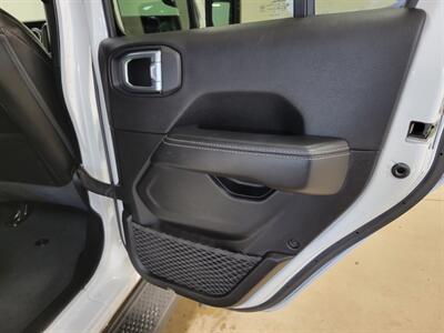 2022 Jeep Wrangler Unlimited Sahara  Summit Seeker - Photo 68 - Ephrata, PA 17522
