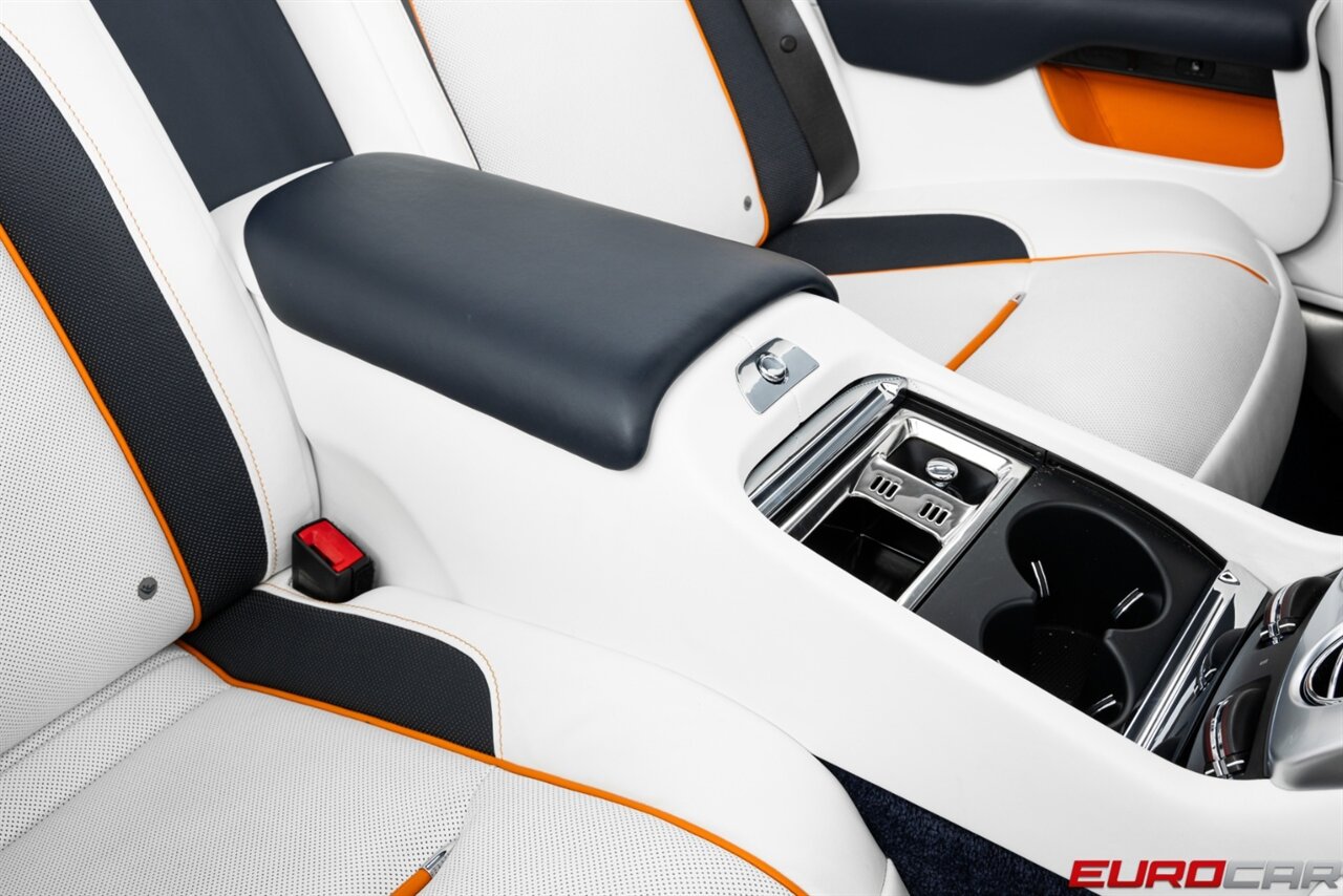 2019 Rolls-Royce Dawn *TRI-COLOR BESPOKE INTERIOR * IMMACULATE CONDITION* - Photo 39 - Costa Mesa, CA 92626