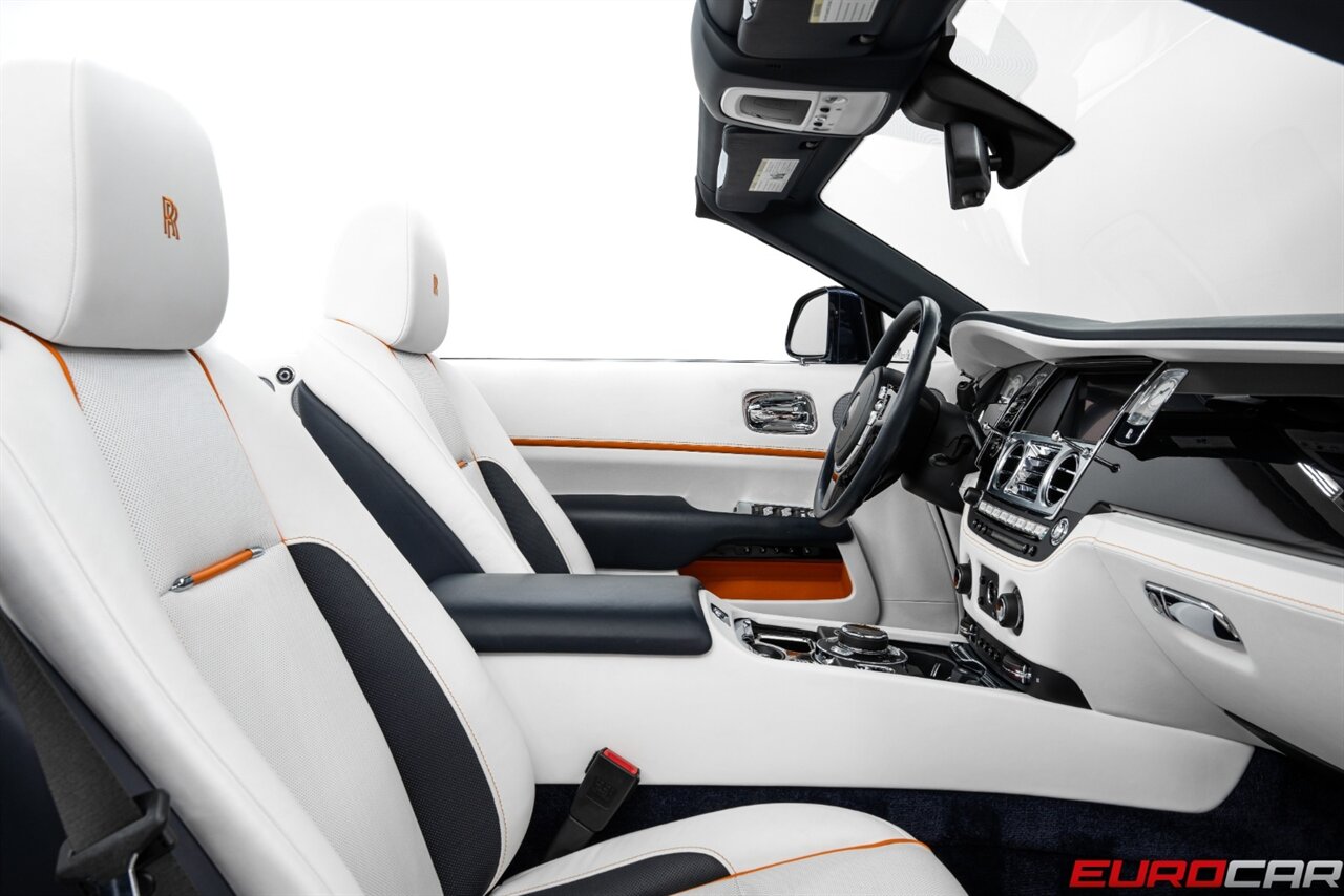 2019 Rolls-Royce Dawn *TRI-COLOR BESPOKE INTERIOR * IMMACULATE CONDITION* - Photo 36 - Costa Mesa, CA 92626