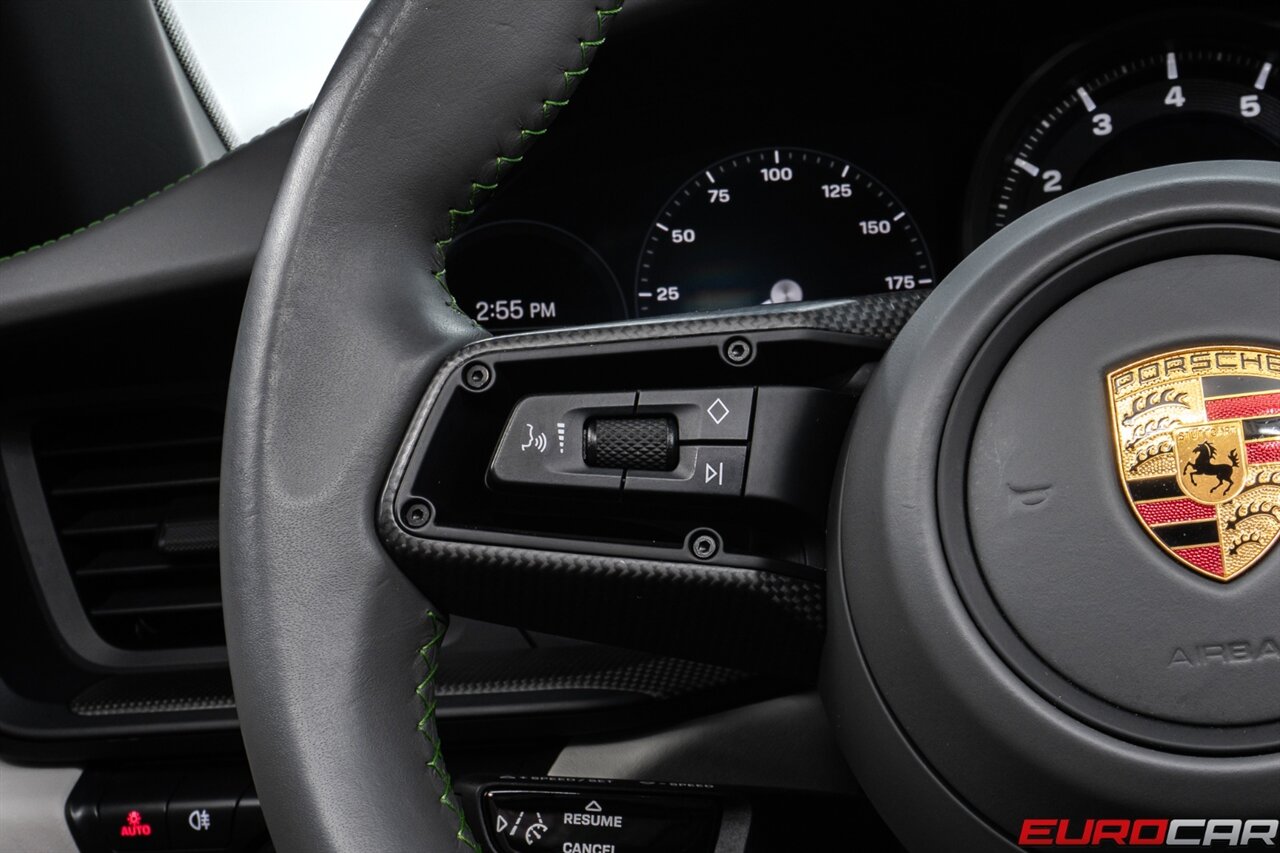 2022 Porsche 911 Carrera GTS  *7-SPEED MANUAL * TWO-TONE INTERIOR* - Photo 37 - Costa Mesa, CA 92626